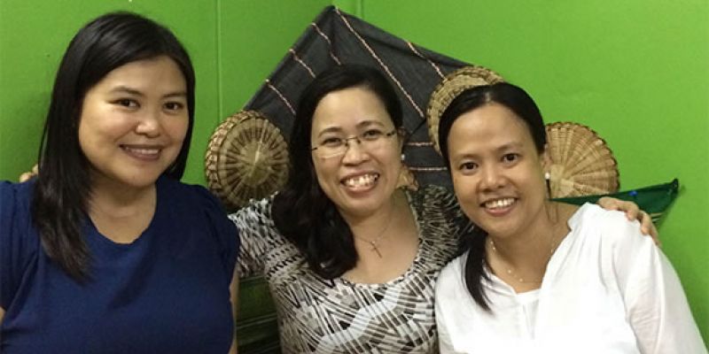 Reina Mosqueda (center) with fellow Lay Missionaries Sherryl Lou Capili (left) and Joan Yap (right) in Taiwan in 2014.